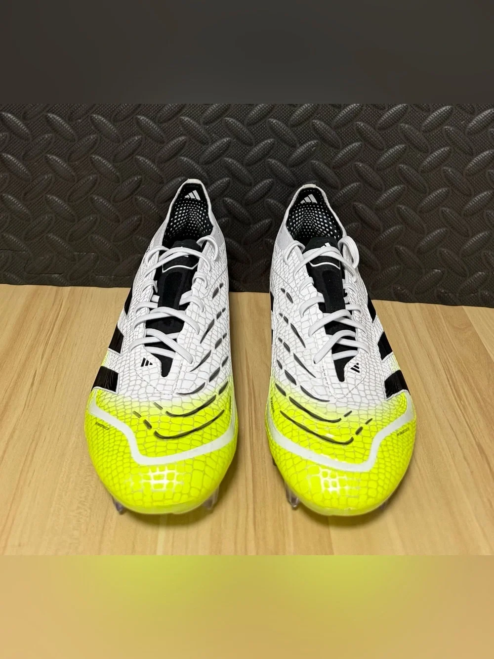 Adidas Predator Elite FG Soccer Cleats JI1082 White Lucid Lemon Mens Size 7